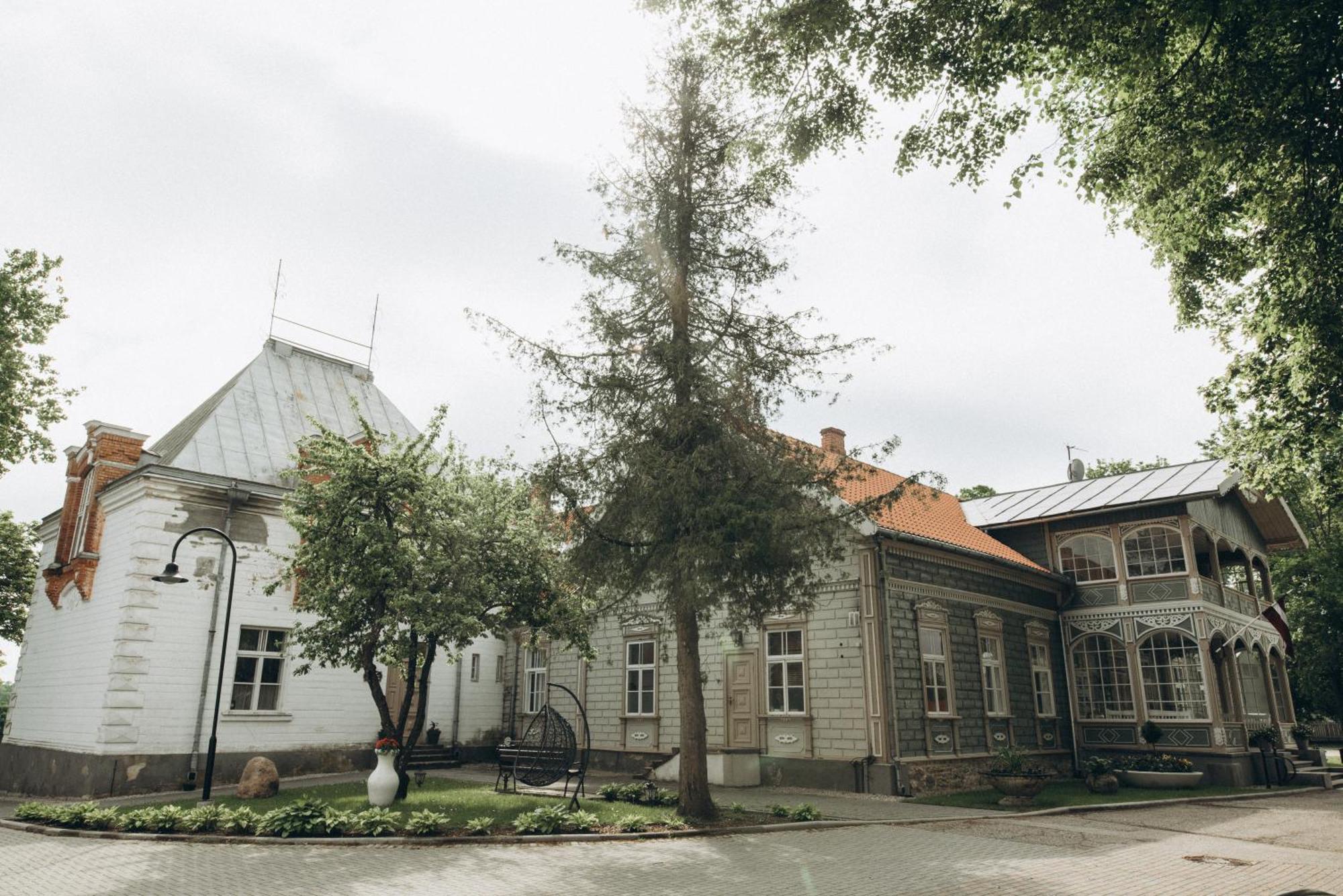 Boutique Apartment Virkas Muiza Kuldiga Exterior photo